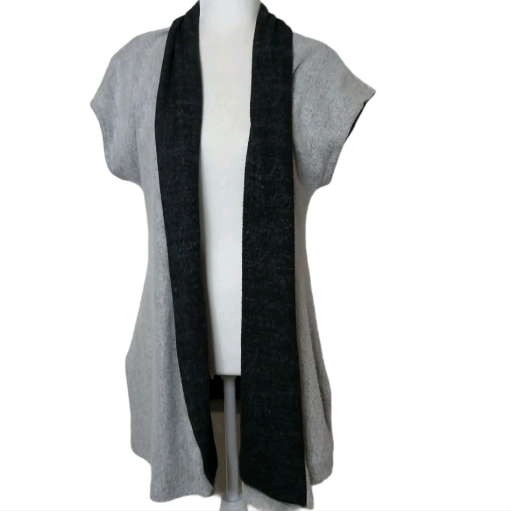 Soft Surroundings Cozy Cabin Reversible Womans Black & Grey‎ Cozy Vest Size Med